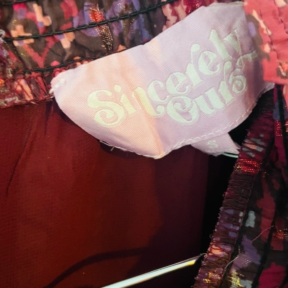 Elegant Floral Mini Dress in Purple and Pink - Picture 6 of 10